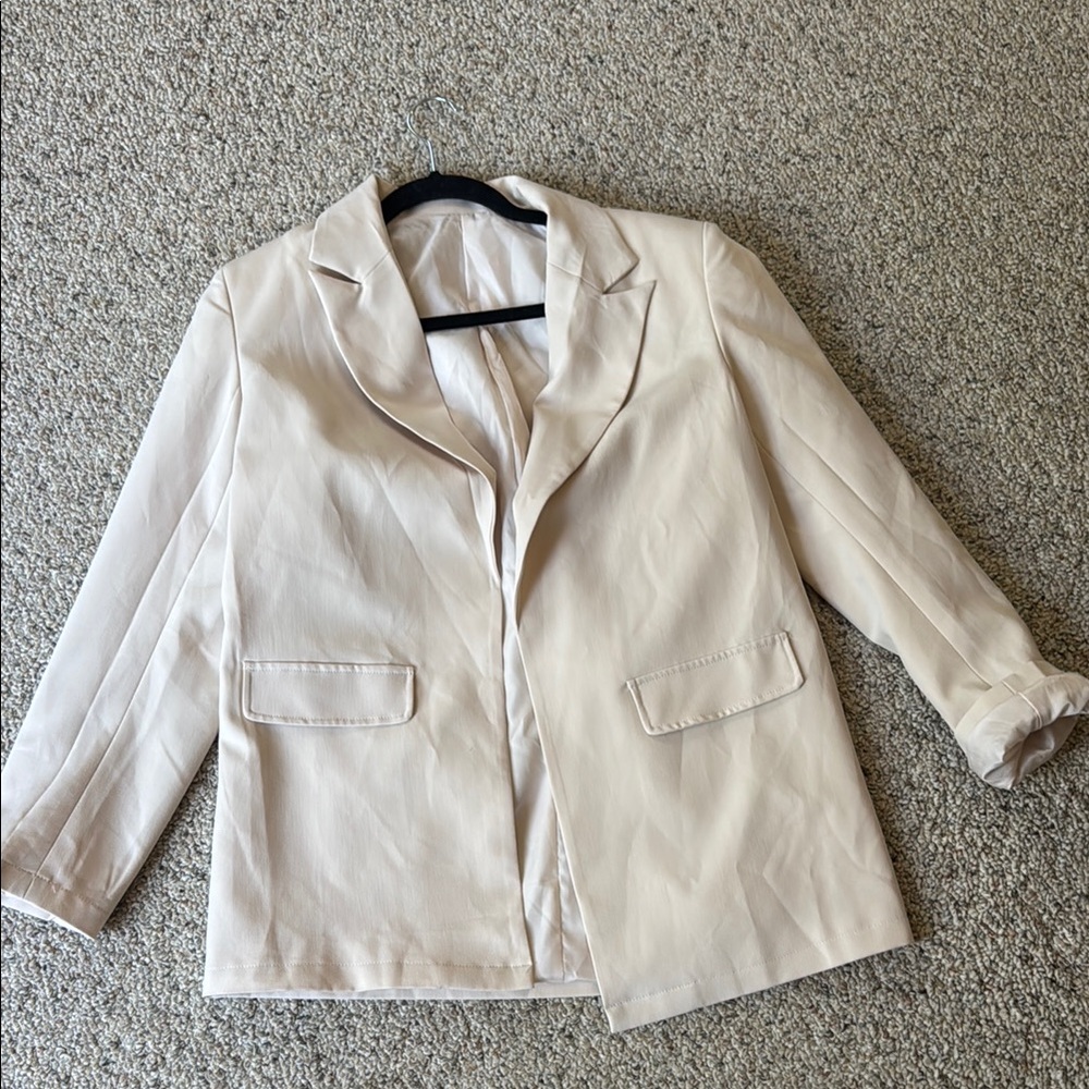 Amazon Essentials Women's Tan Blazer